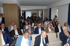 L1101076